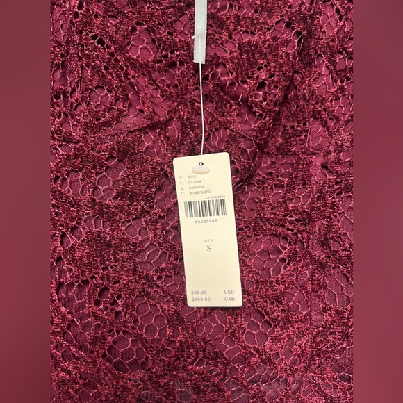 Sweetheart Lace Top - Picture 4 of 11